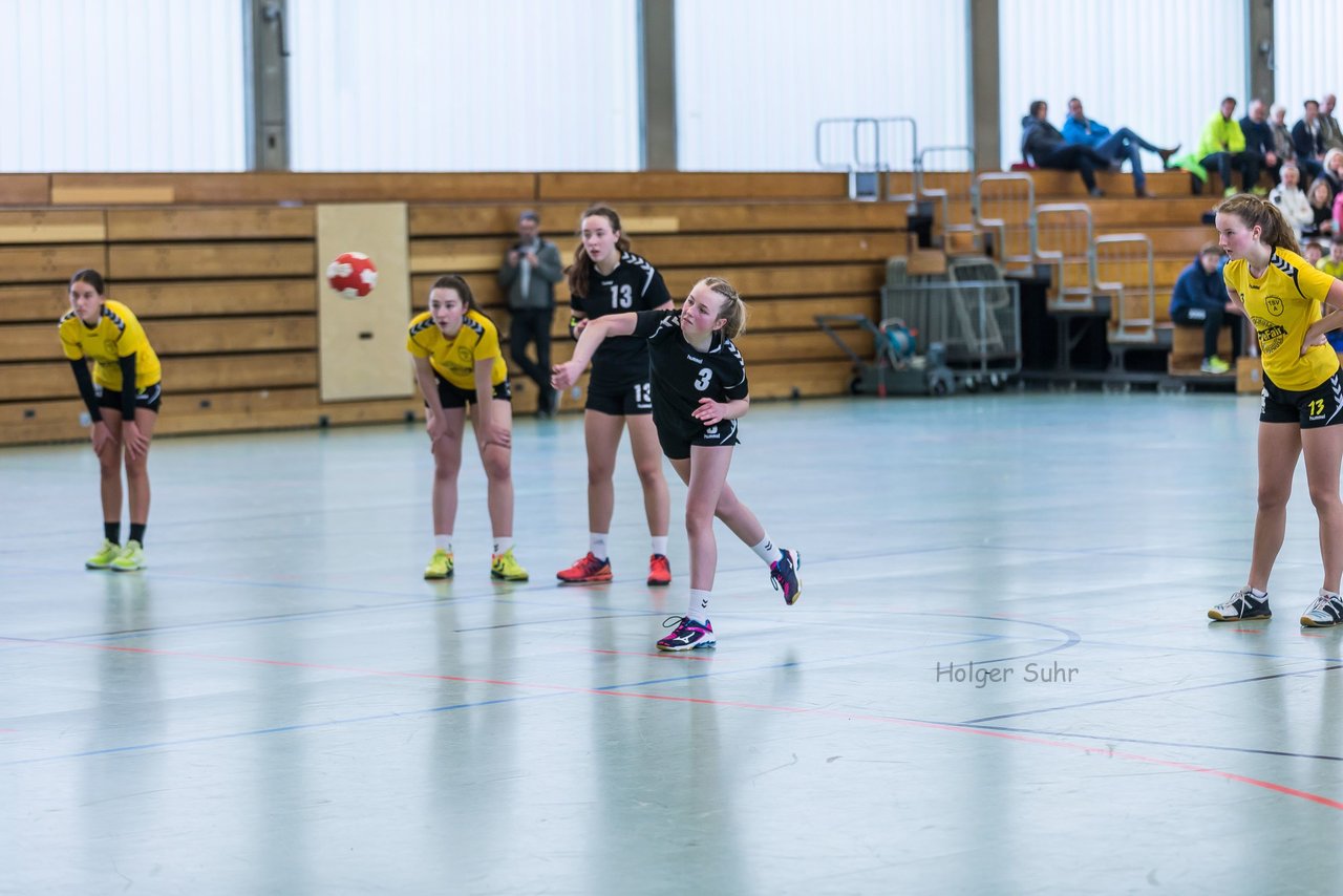 Bild 141 - B-Juniorinnen Bramstedter TS - TSV Altenholz : Ergebnis: 17:16